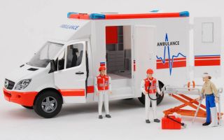 MB-Sprinter-Ambulanz-mit.jpg