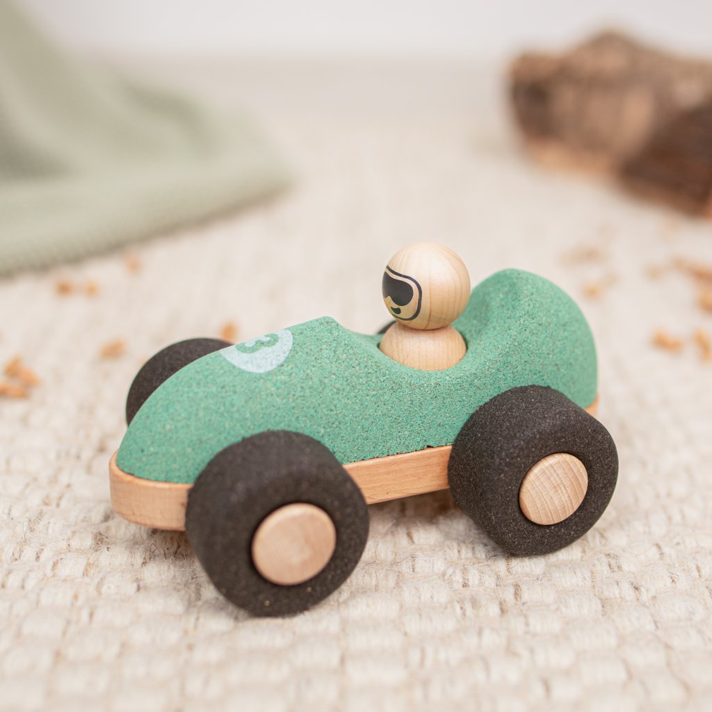 Hape E1065 Getriebe- Und Konstruktionssatz – 121 Teile, Mit Zahnrädern, Kartonhintergründen