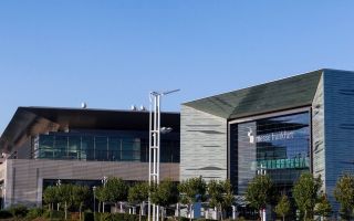 Messe-Frankfurt-Portalhaus.jpg