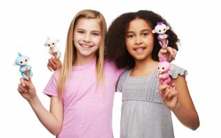 Fingerlings-Jazwares.jpg