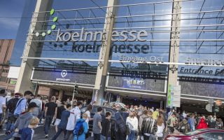 Koelnmesse-Eingang.jpg
