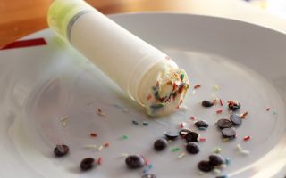 Vanilla-Velvet-Pull-Pops.jpg