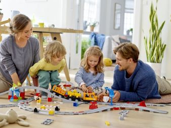 Lego-Duplo-Gueterzug.jpg