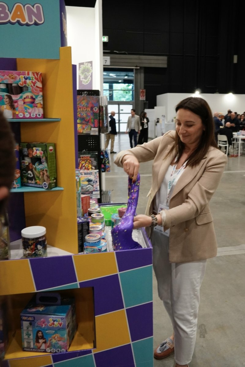 Tuban-Baby---Toys-Milano-Copyright-Meisenbach-Verlag-.jpeg