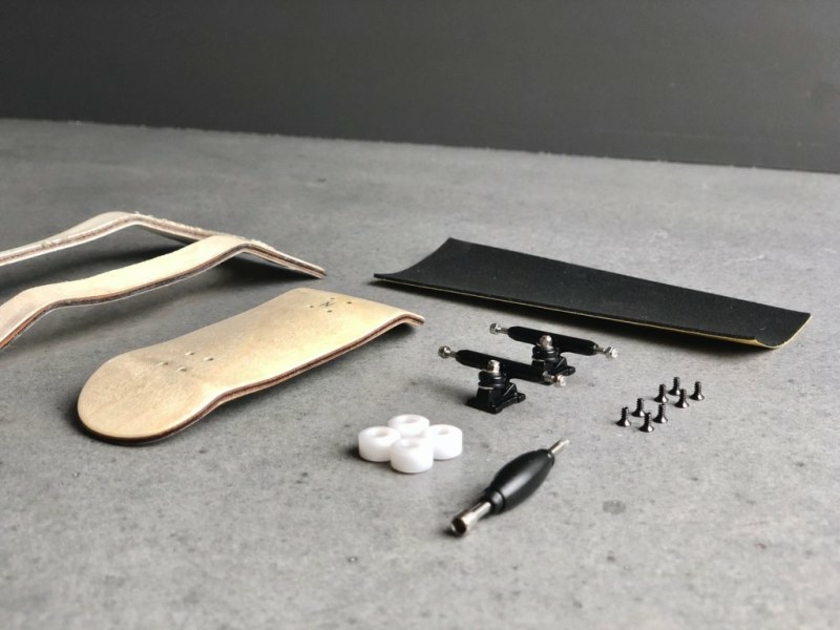 Creskate-DIY-Set-Fingerboard.jpeg