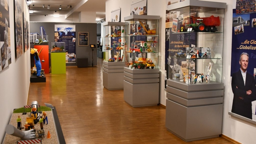 Pressefoto-BRUDER-Ausstellung-Stadtmuseum-Fuerth-2-Copyright-Bruder-Stadtmuseum-Fuerth.jpg