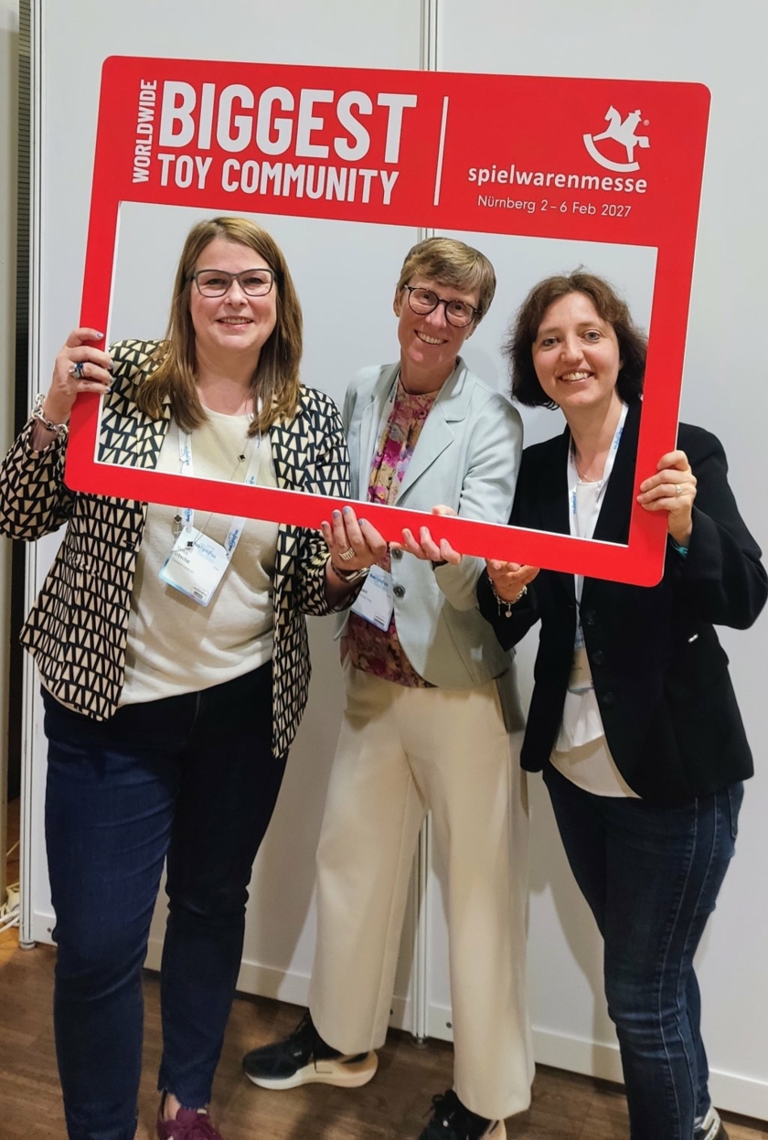 Verena--Iris-und-Kerstin-DuoSy-Copyright-Meisenbach.jpeg