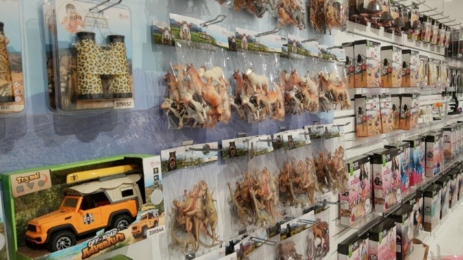 Toi-Toys-Sortiment.jpeg