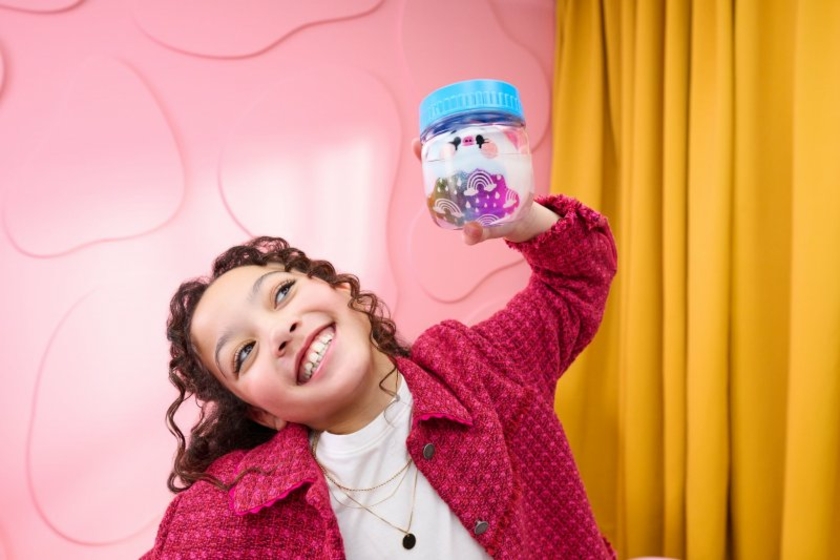 Spin-Master-Magic-Jellykins-Lifestyle-Copyright-Spin-Master.jpg