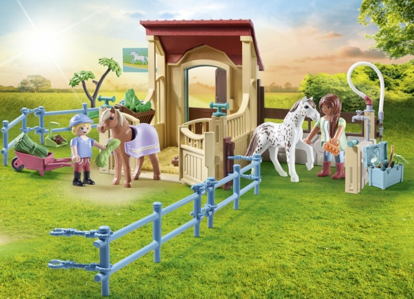 Playmobil-Horses-of-Waterfall.jpg