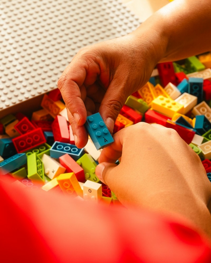 Lego-Braille-Set.jpg