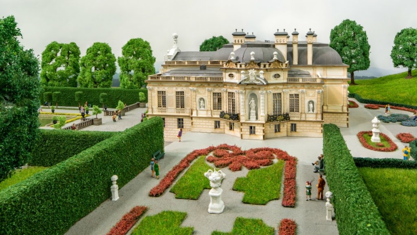 Noch-Schloss-Linderhof-.jpeg