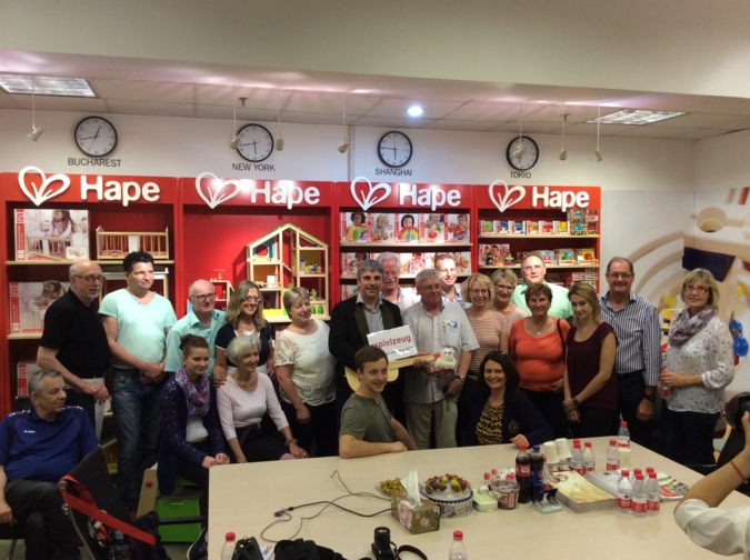 Gruppenfoto Showroom Hape