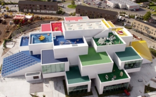 Lego-House.jpg
