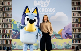 BLUEY-BOOK-READS-Muenchen-20260222-Bild1-Copyright-Studio-100-International.jpg