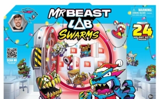 ADK-Mr-Beast-Moose-Toys.jpg