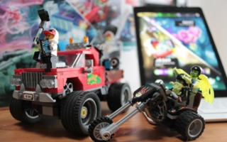 Lego-Hidden-Side-Stunt-Truck.jpg