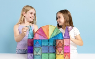 Connetix-Glitter-Castle-Image-Copyright-Connetix.jpg