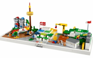 Lego-I-love-Billund-Copyright-Lego.png