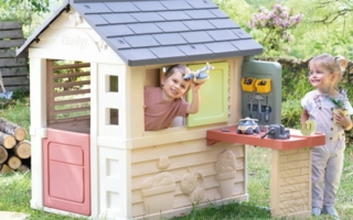 Smoby-Life-Spielhaus-Natur-mit-Werkstatt-Mood-Copyright-Smoby-Toys.jpeg