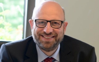 Schleich-CEO-Dr--Manfred-Ziegler--Copyright-tsc-komm-l-kommunikation-meistern-.jpg