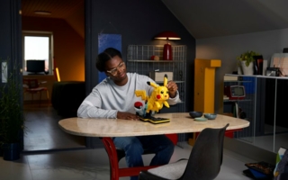 Lego-Pok-mon-Pikachu-und-Pok-ball-Copyright-Lego.jpg