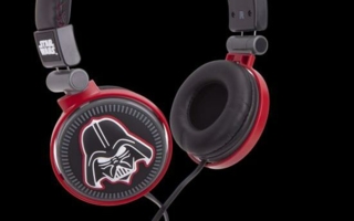 Jazwares_SW_Darth_Vader_Headphones