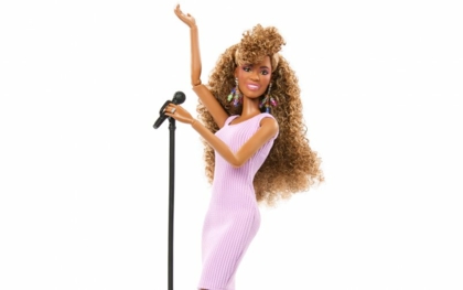 Barbie würdigt Whitney Houston mit neuer Sammlerpuppe
