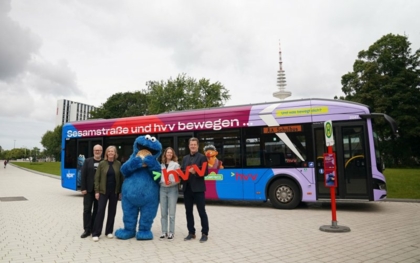 Bus fahren mit der „Sesamstraße“