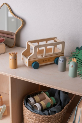 Sebra-Spielzeugbus.jpg