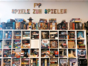 Games-Cafe-Eingang.jpg