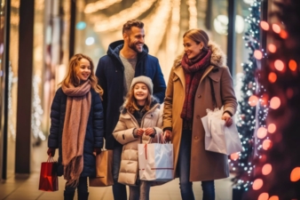 Weihnachtsshopping-Familie.jpeg