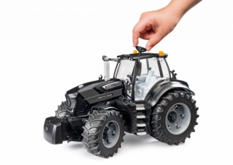 Bruder-Deutz-Warrior-Copyright-Bruder.png