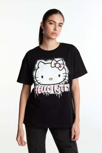 HelloKittyT-Shirt2.jpg