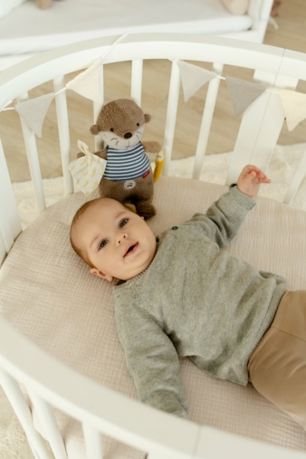 Fehn-Otter-Theo-mit-Baby-Copyright-Fehn.jpg