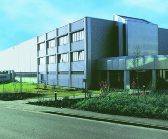 Simm-Spielwaren-Firmengebaeude-Copyright-Simm-Spielwaren.jpg