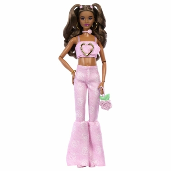 Mattel-Barbie-JJN72-Copyright-Mattel.jpg