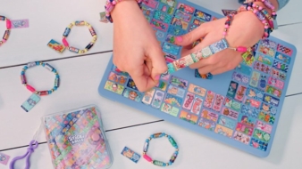 Jazwares-Sticki-Rolls--.jpg