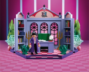 Playmobil-X-Mattel-Monster-High-Copyright-Playmobil.jpg