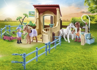 Playmobil-Horses-of-Waterfall.jpg