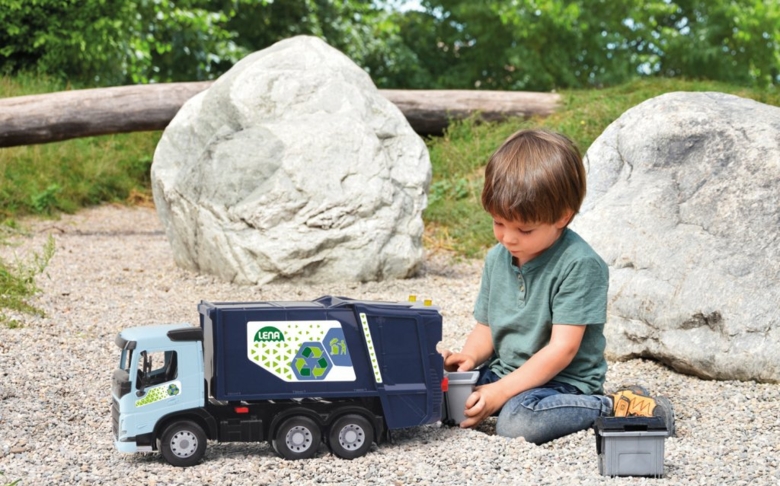 Neue Volvo FMX-Fahrzeuge von Lena Worxx