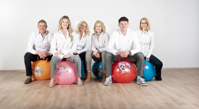 100 Jahre John GmbH – Immer am Ball