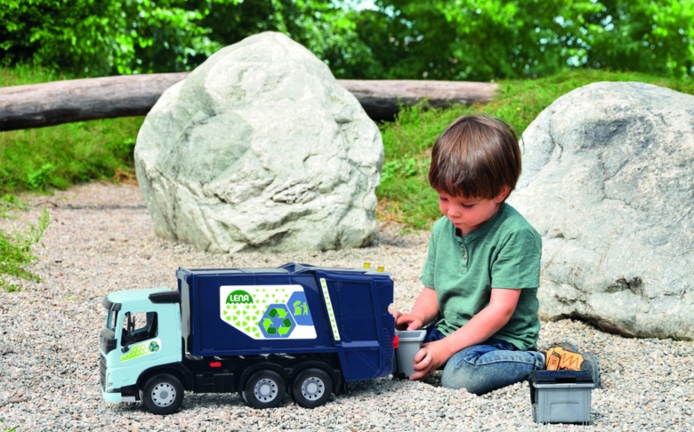 Neue Volvo FMX-Fahrzeuge von Lena Worxx