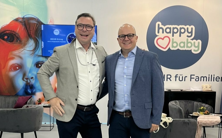 Kind + Jugend 2026: happybaby bringt neue Impulse für den Babyfachhandel 