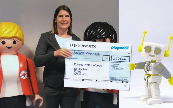 Playmobil-Scheckuebergabe.jpg